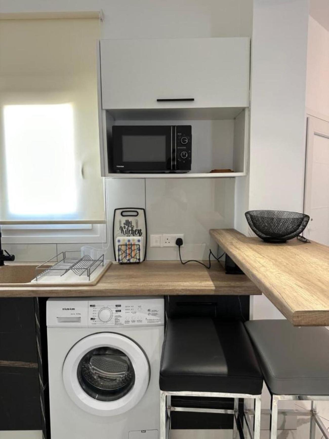 H&O Boulevard Breeze Apartment! Πάφος Εξωτερικό φωτογραφία