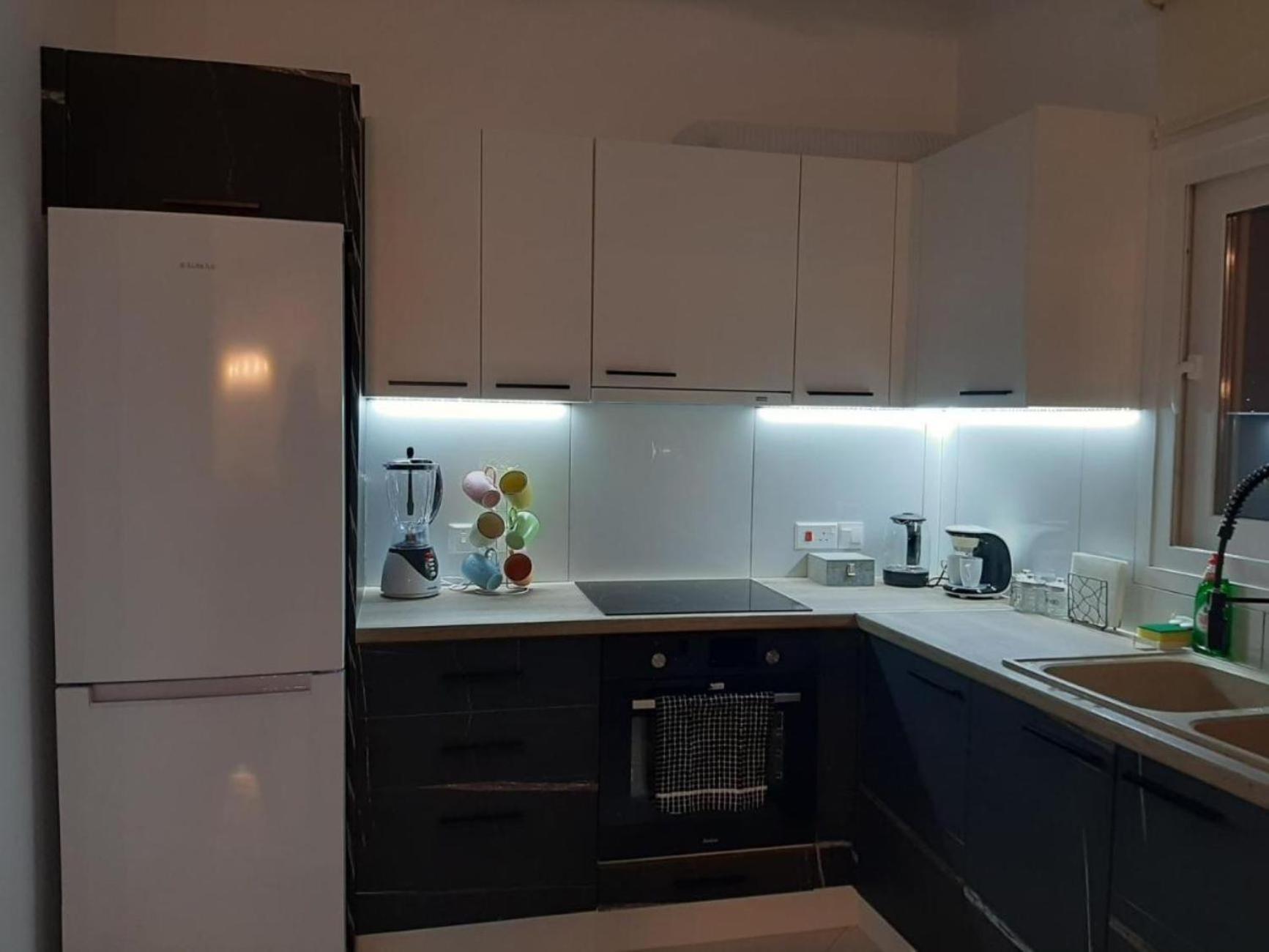 H&O Boulevard Breeze Apartment! Πάφος Εξωτερικό φωτογραφία