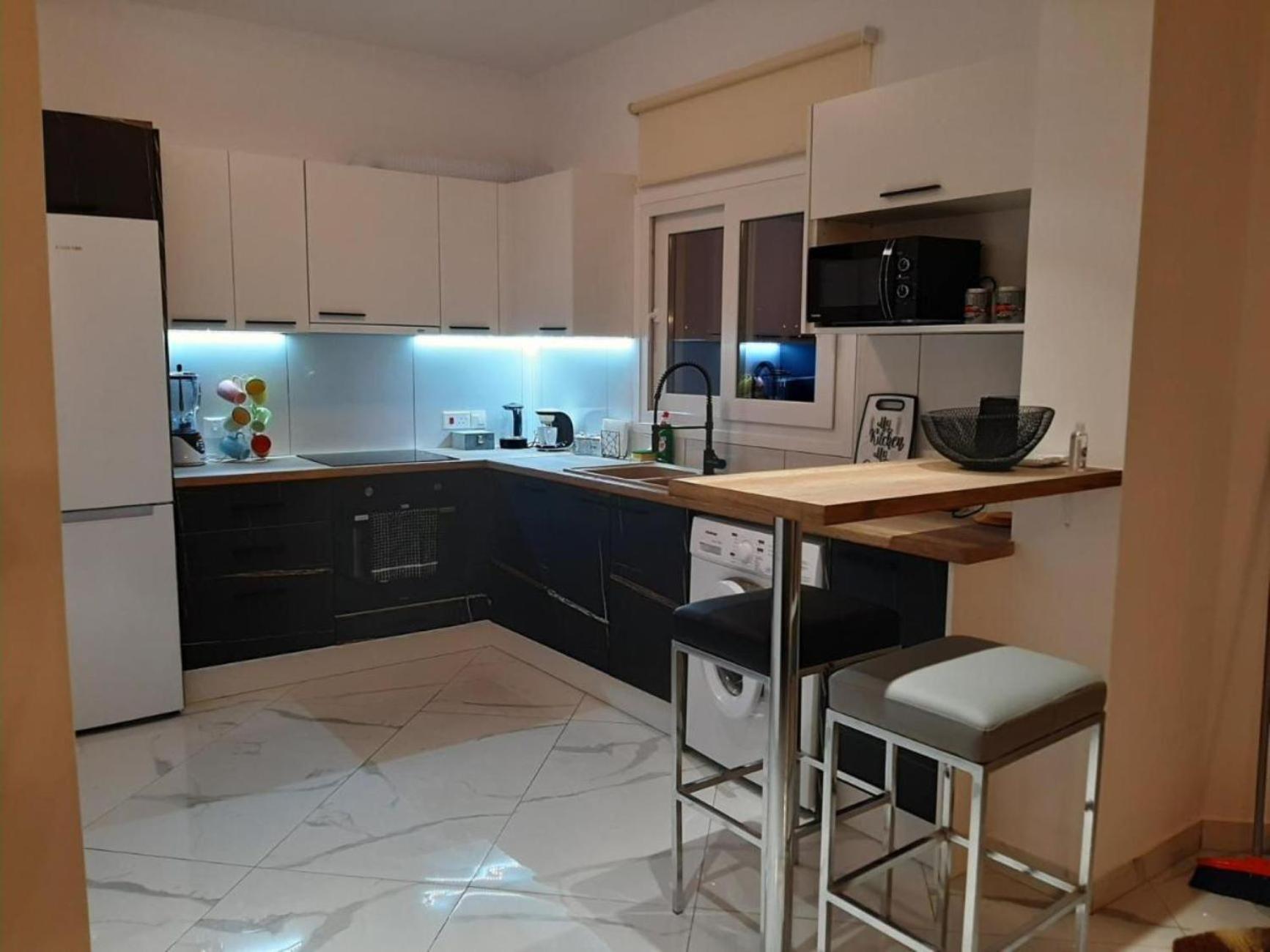 H&O Boulevard Breeze Apartment! Πάφος Εξωτερικό φωτογραφία