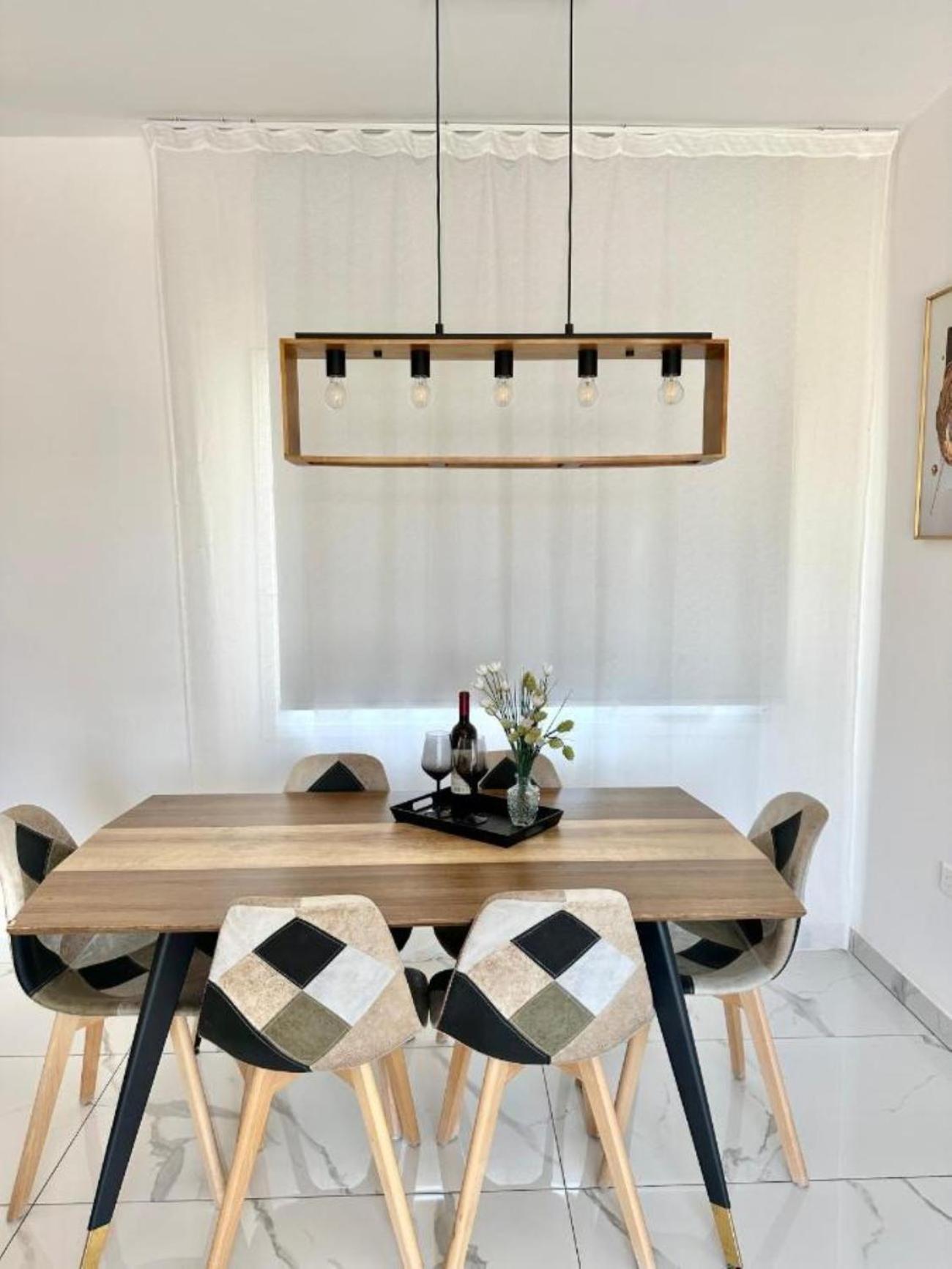 H&O Boulevard Breeze Apartment! Πάφος Εξωτερικό φωτογραφία
