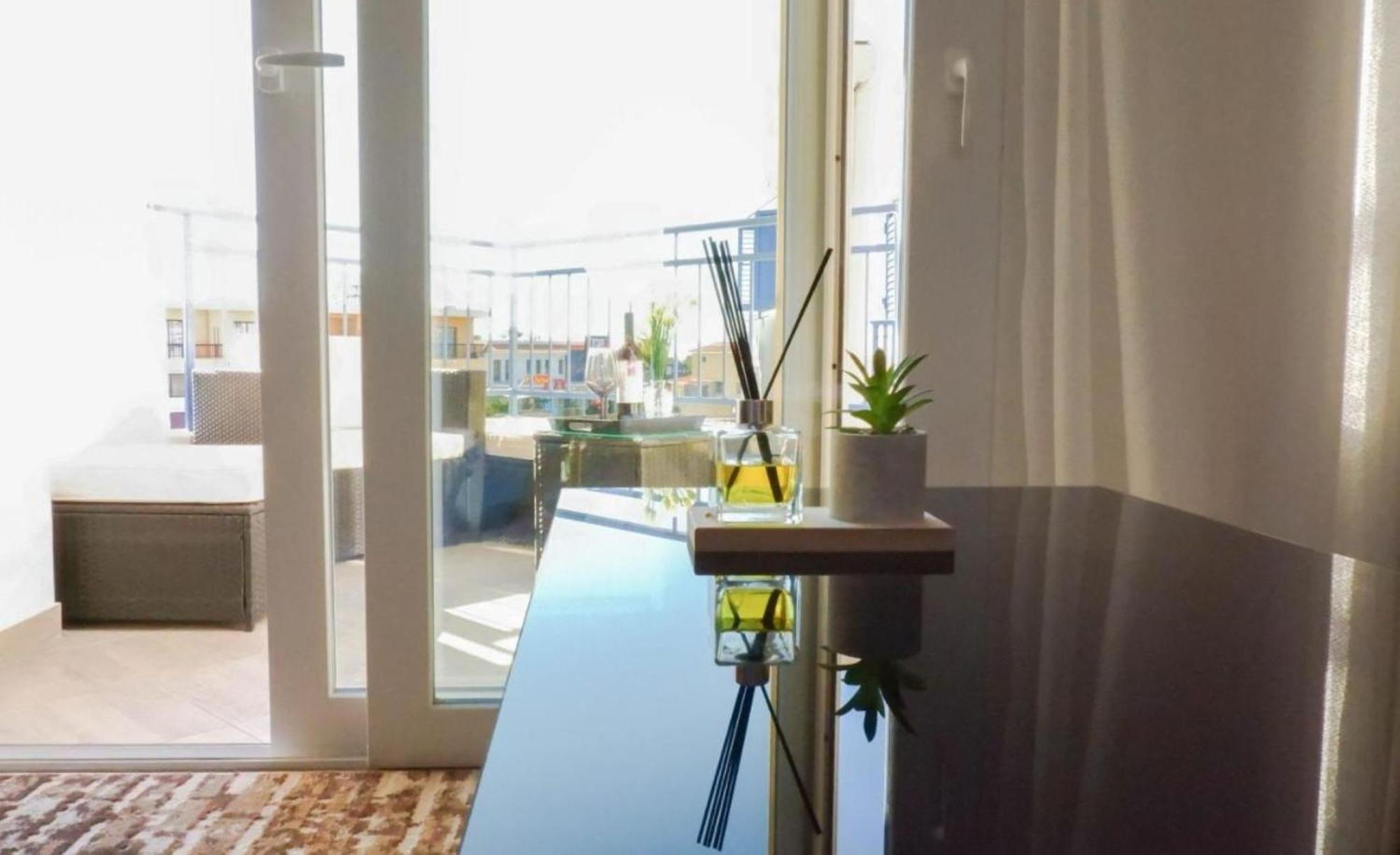 H&O Boulevard Breeze Apartment! Πάφος Εξωτερικό φωτογραφία
